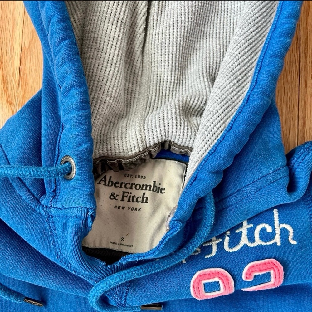 Abercrombie & fitch blue hoodie womens size Small - Picture 3 of 6